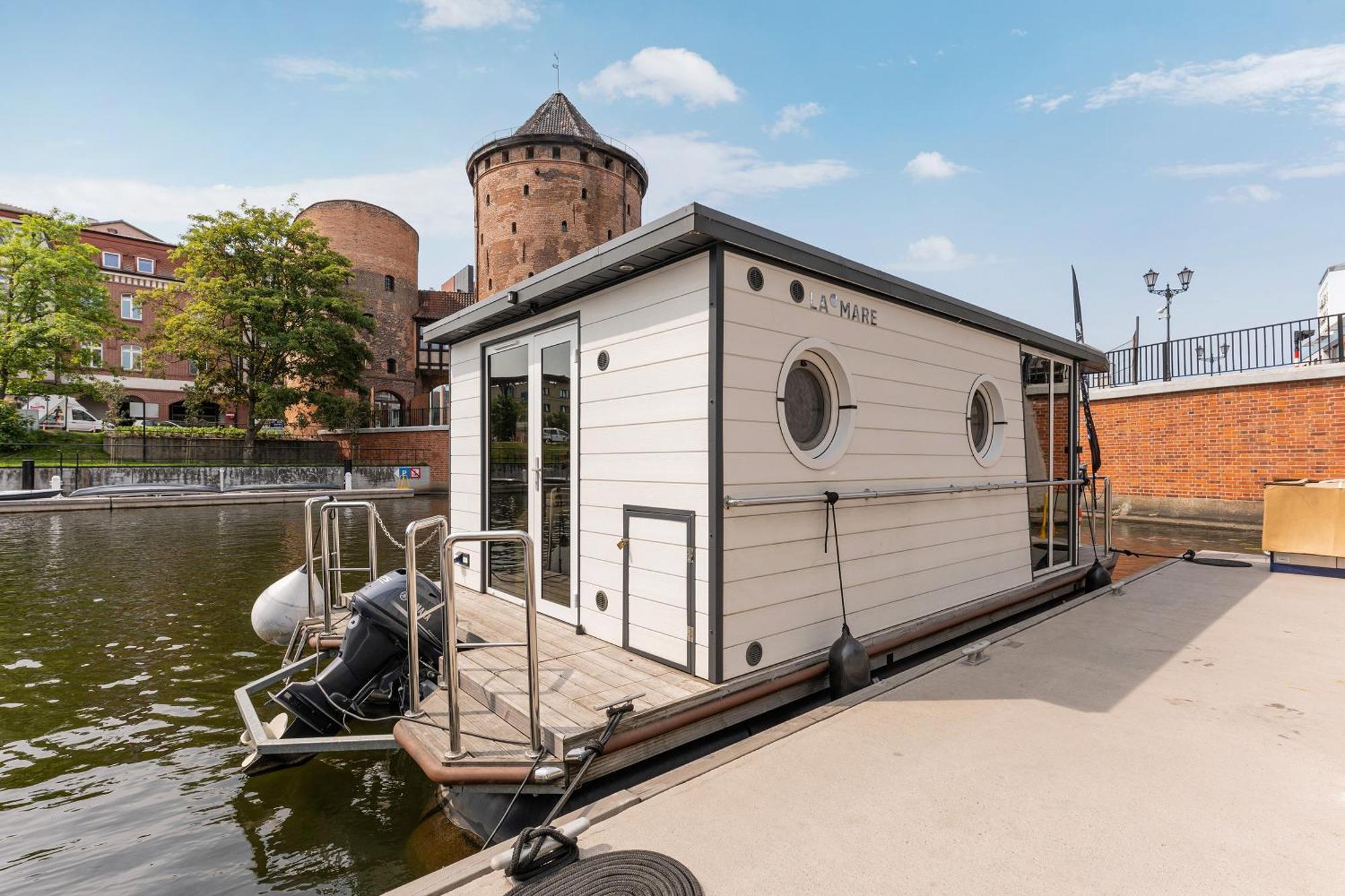 Domy Na Wodzie - La Mare Motlava Houseboats With Sauna By Downtown Apartments 格但斯克 客房 照片